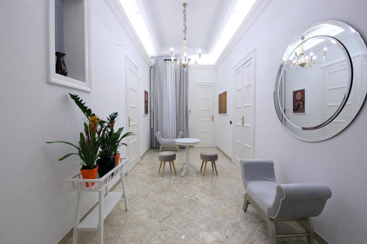 L.T. Bari Suite _ Locazioni Turistiche _ エクステリア 写真